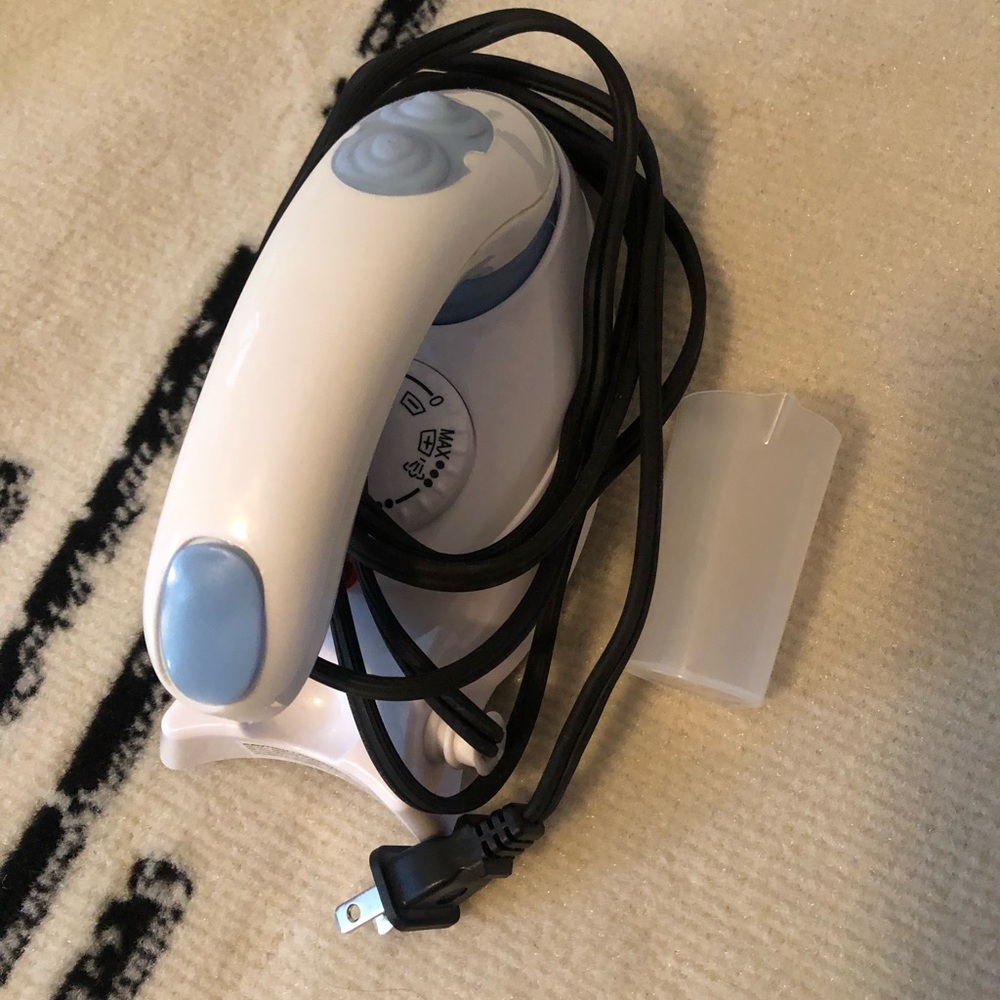 Travel iron